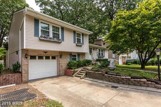 1st image of 7907 Parke West Dr