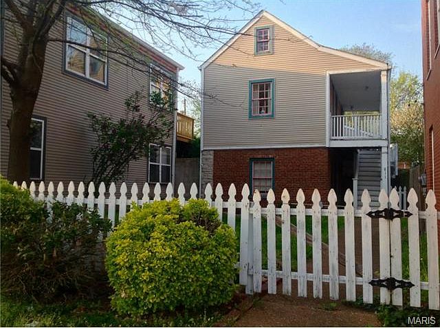 1st image of 811 Allen Ave