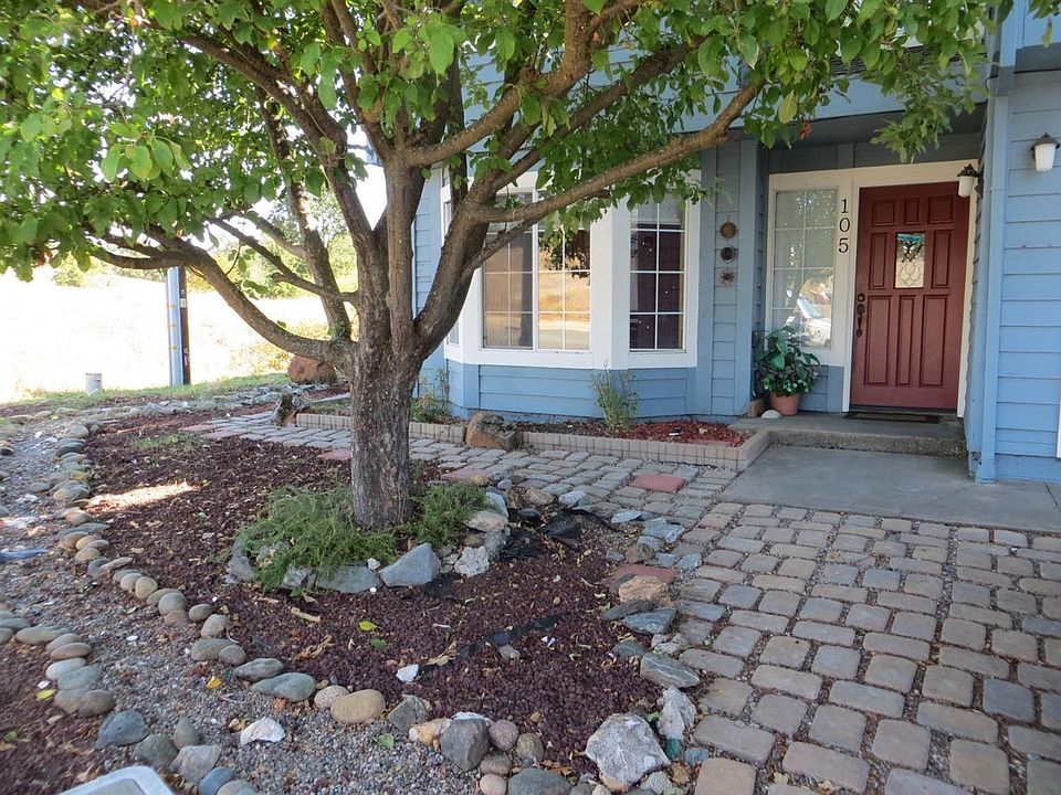 1st image of 105 Artesia Ct
