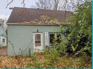 7254 Sleepy Hollow Rd, West Bend, WI 53090