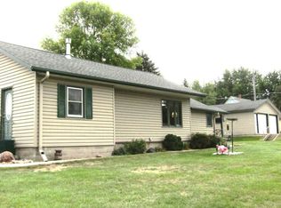 236 E Sorenson Ave, Appleton, MN 56208