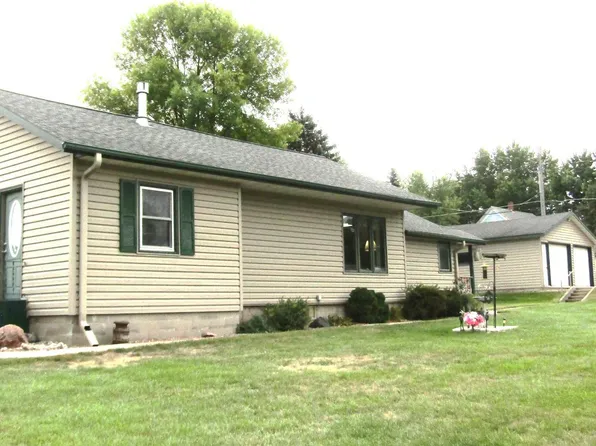 236 E Sorenson Ave, Appleton, MN 56208