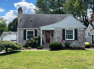 4016 Hillsboro Rd, Saint Matthews, KY 40207