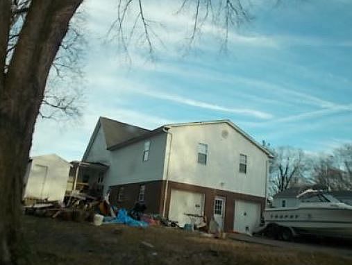 2nd image of 236 Taylor St