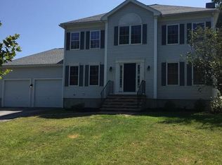 7 Chapman Way, Amesbury, MA 01913
