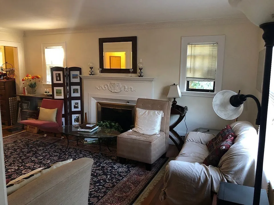 546 Commonwealth Ave #1