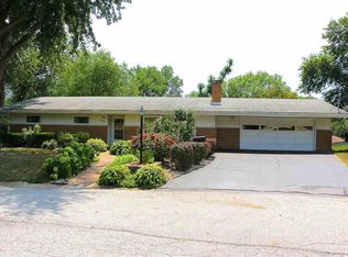 2524 Southbrook Rd, Quincy, IL 62305