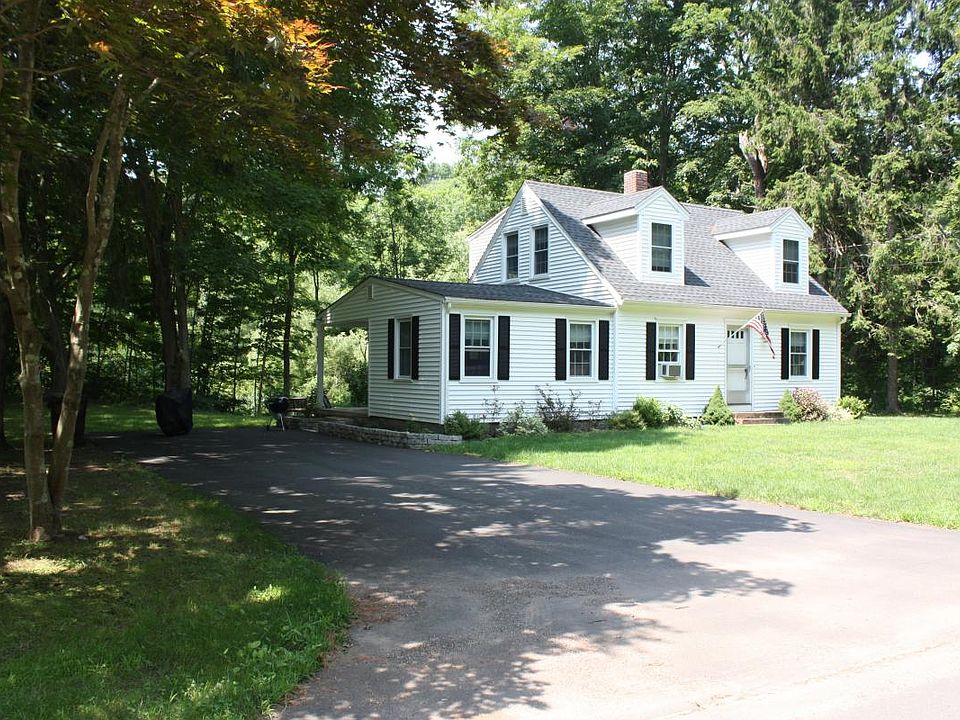 This house is on 5.79 acres