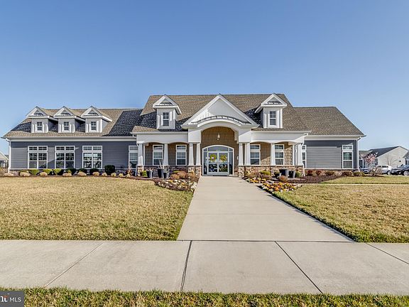 4th image of 22450 Pelican Point Blvd E