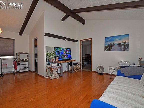 3rd image of 5916 Wolf Creek Pl