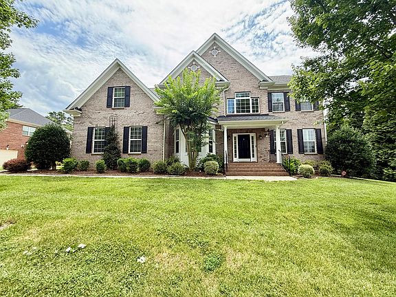 2nd image of 1009 Providence Forest Dr