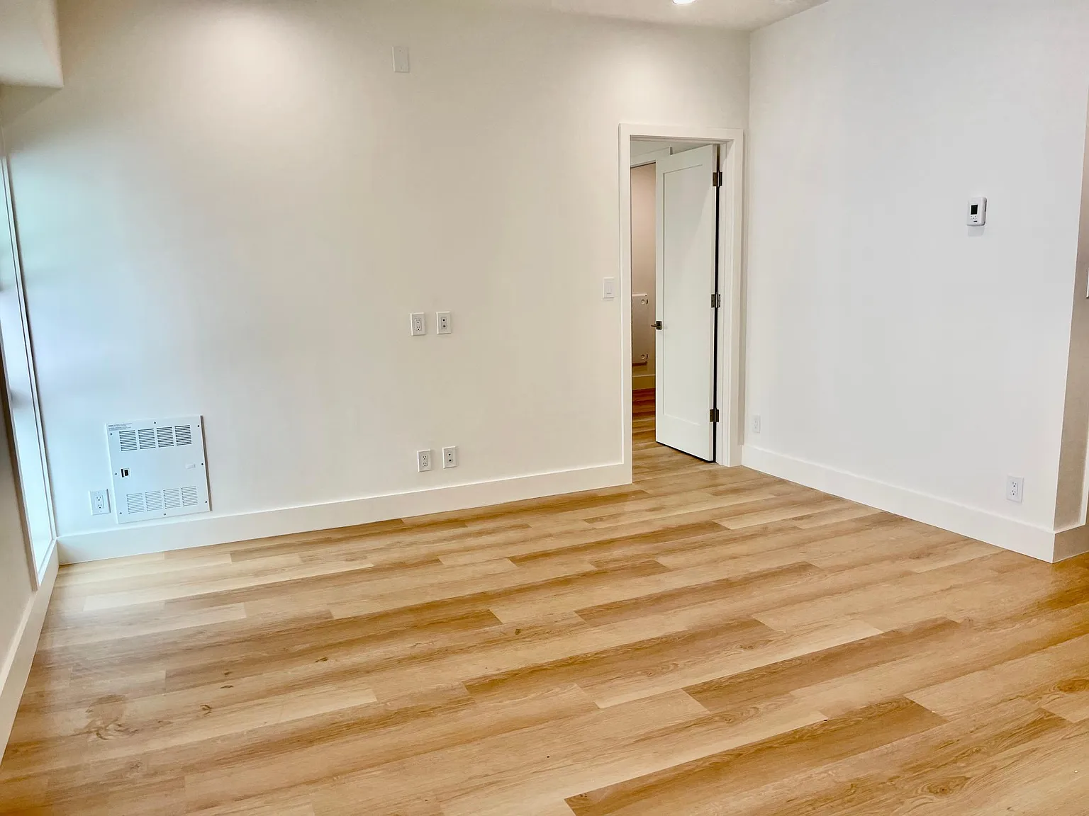 1740 Broadway St — Photo 2