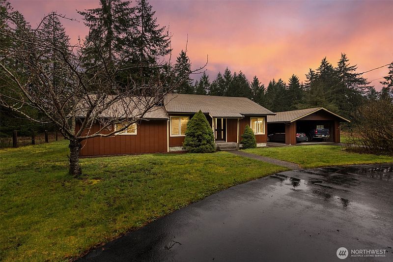 3rd image of 5501 89th Avenue SE
