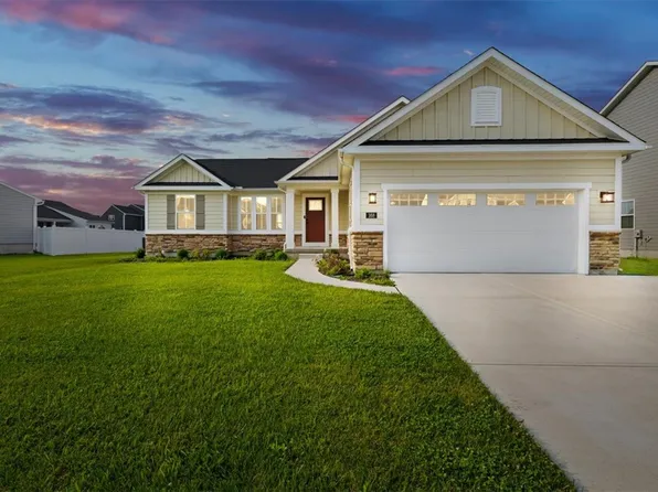 168 E Chapel Dr, Troy, OH 45373