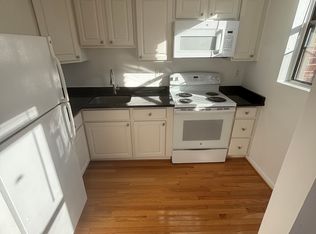 1420 Chapin St NW APT 305, Washington, DC 20009