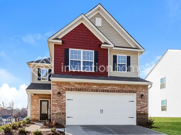 411 Kennerly Center Dr, Mooresville, NC 28115