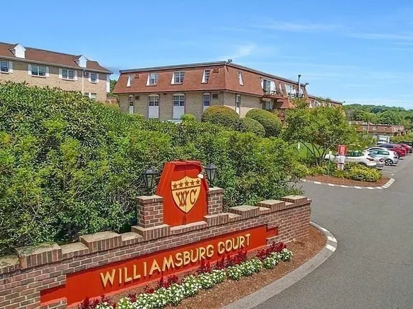 18 Williamsburg Ct Unit 23, Shrewsbury, MA 01545