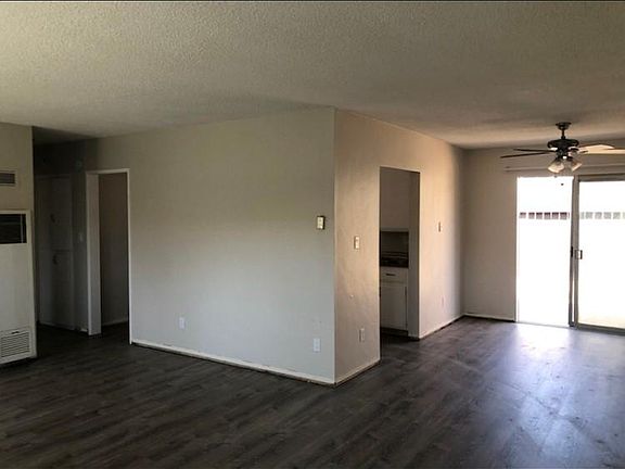 4th image of 242 E 15th Ave