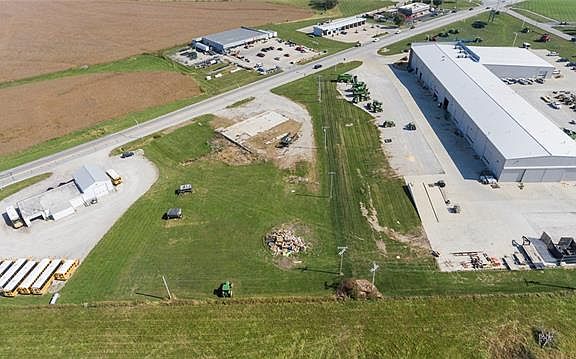 4th image of 1650 Highway 13 Blvd