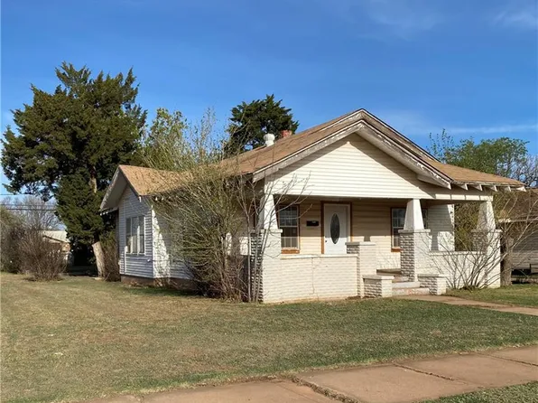 901 N Hudson St, Altus, OK 73521
