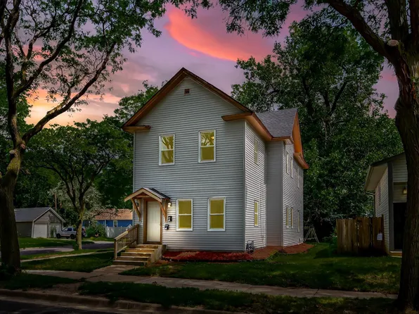1430 Irving Ave N, Minneapolis, MN 55411