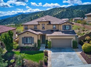 7907 Summer Day Dr, Corona, CA 92883