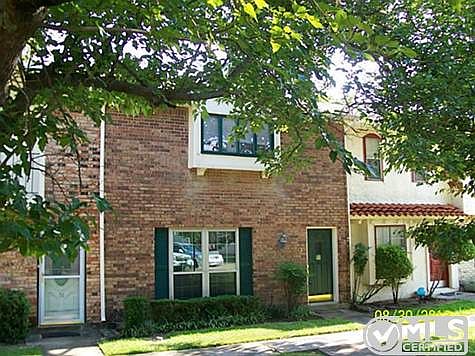 1st image of 53 W Townhouse Ln