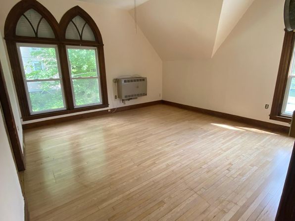 78 Main St #201