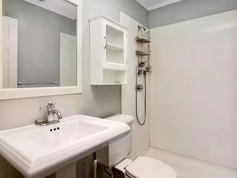 5803 Waterman Blvd #3W — Photo 11