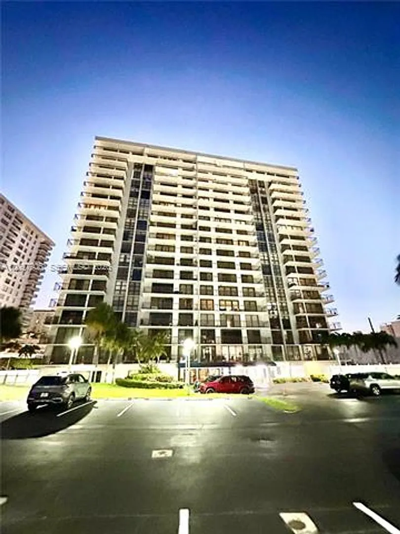 3031 N Ocean Blvd cu-404, Fort Lauderdale, FL 33308 — Photo 2