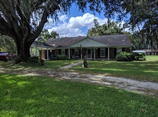 2059 Deerwood Rd, Seffner, FL 33584