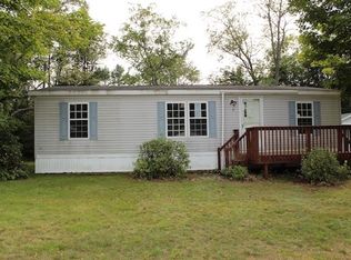 6 Stark St, Belmont, NH 03220