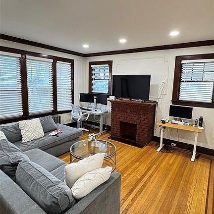 3rd image of 137 15th Street