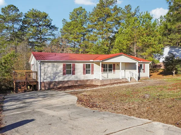 292 Valley Forge Way S, Cameron, NC 28326