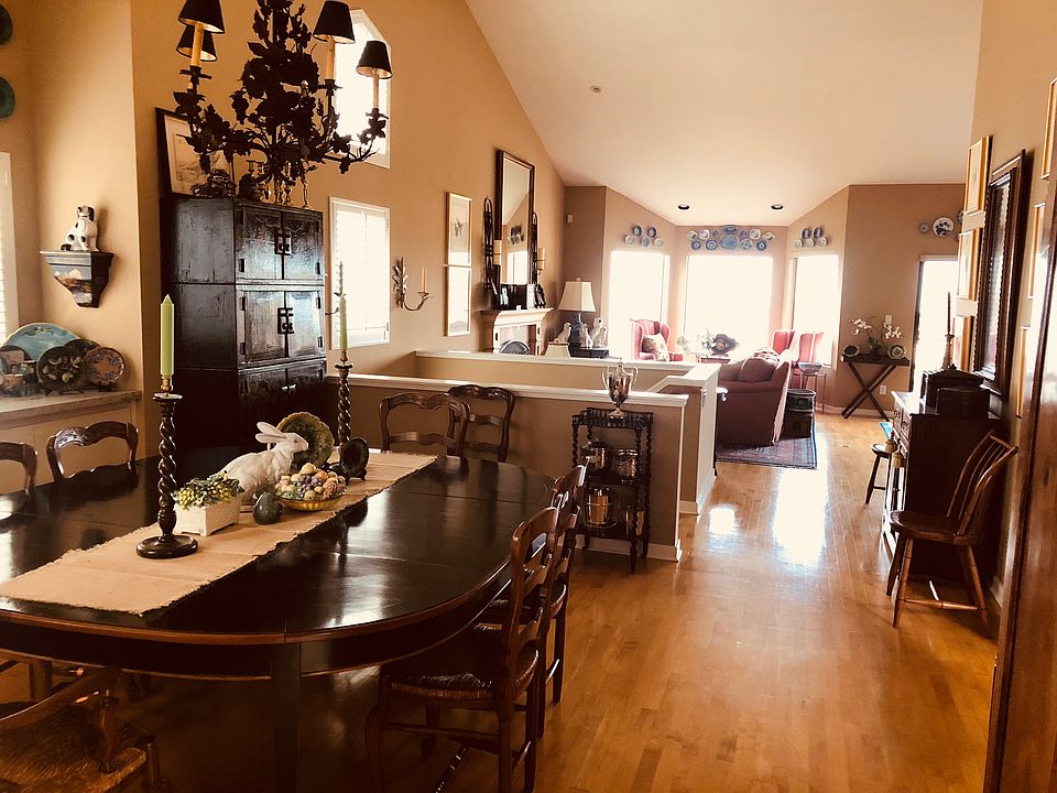 Dining Room to Living Room