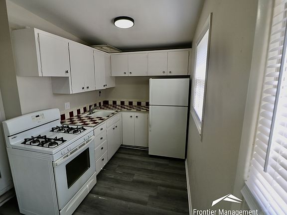 2nd image of 2324 Kraig Rd