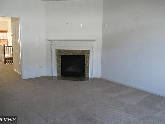 2nd image of 2539 Eastbourne Dr #1