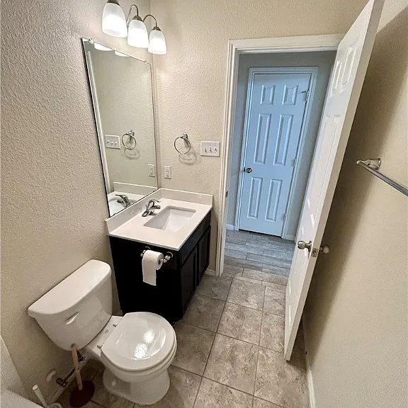 946 Hobby Rd — Photo 29