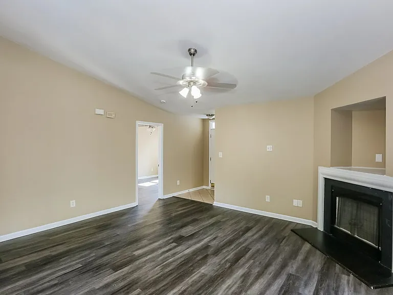 1563 Hollow Maple Dr — Photo 6