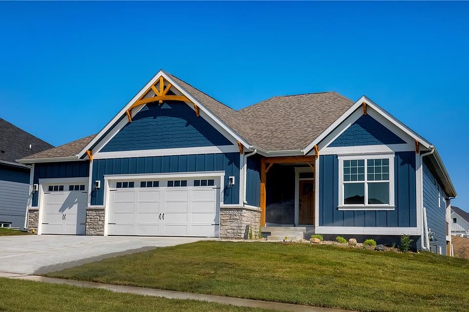 1st image of 10103 Crownland Pl