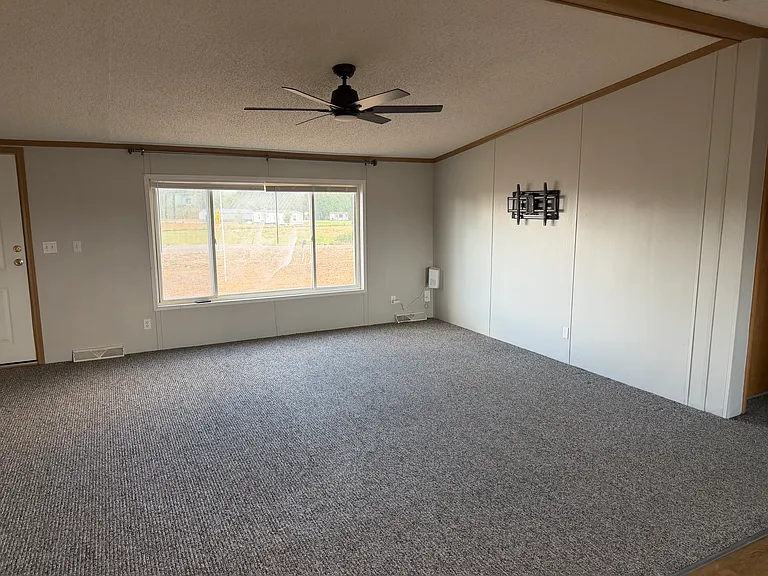 67320 Trout Rd — Photo 7