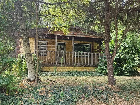 611 4th St NW, Massillon, OH 44647