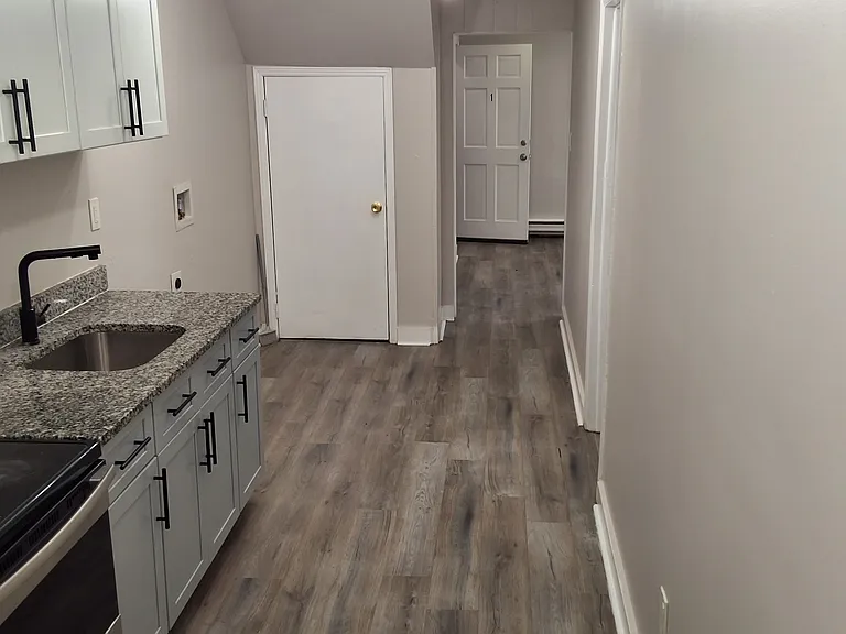 478 N Pennsylvania Ave #3 — Photo 2