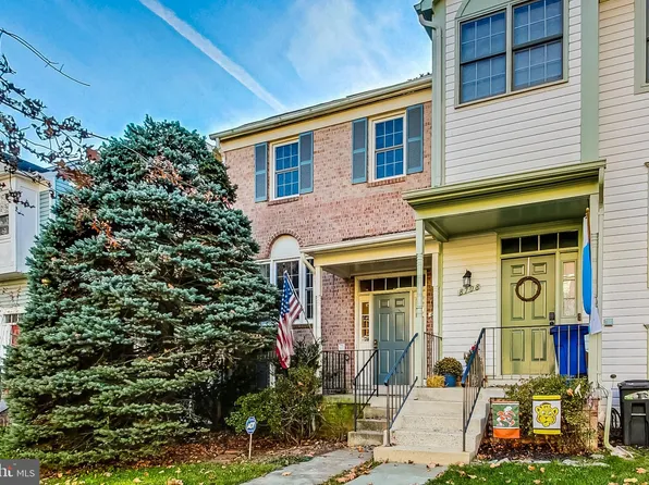 8706 Delcris Dr, Gaithersburg, MD 20886