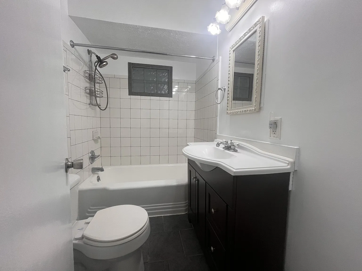 3403 Lowden Street - 1 — Photo 3