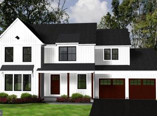 62 E Mohler Church Rd, Ephrata, PA 17522