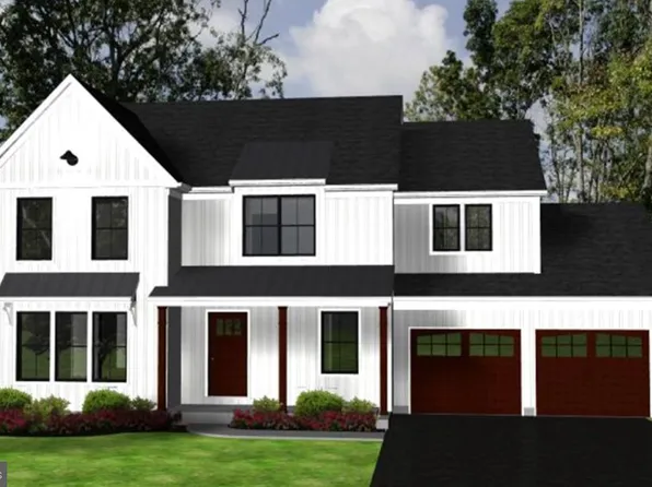 62 E Mohler Church Rd, Ephrata, PA 17522