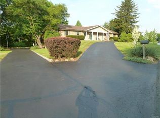 4018 Fleur Du Bois Dr, Florissant, MO