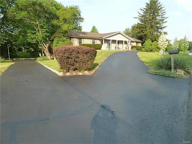 4018 Fleur Du Bois Dr photo 1
