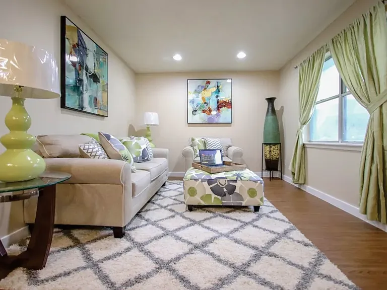 Buffalo Ridge Apartments — Photo 16